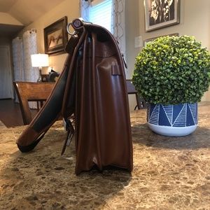 Men’s brown leather case